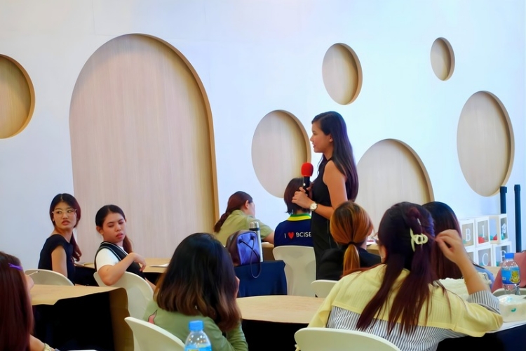 Premium Nanny Teacher Academy