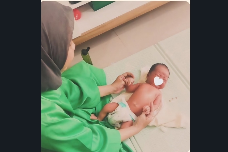 Res Mom and Baby 