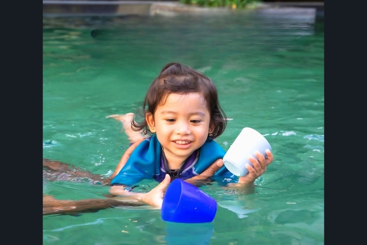 Ayu Lestari Moms and Baby Care 