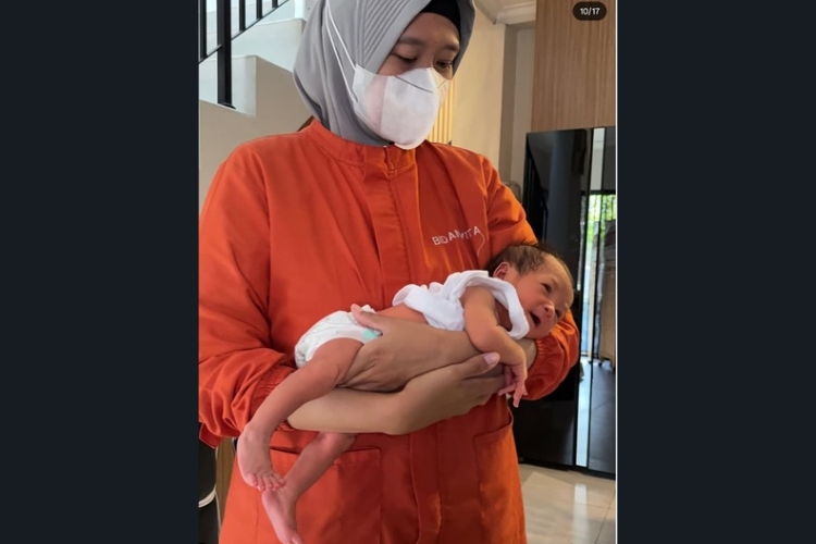 Serena Mom Baby Care 