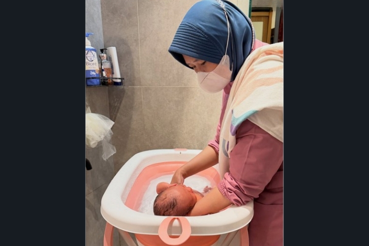 Serena Mom Baby Care 