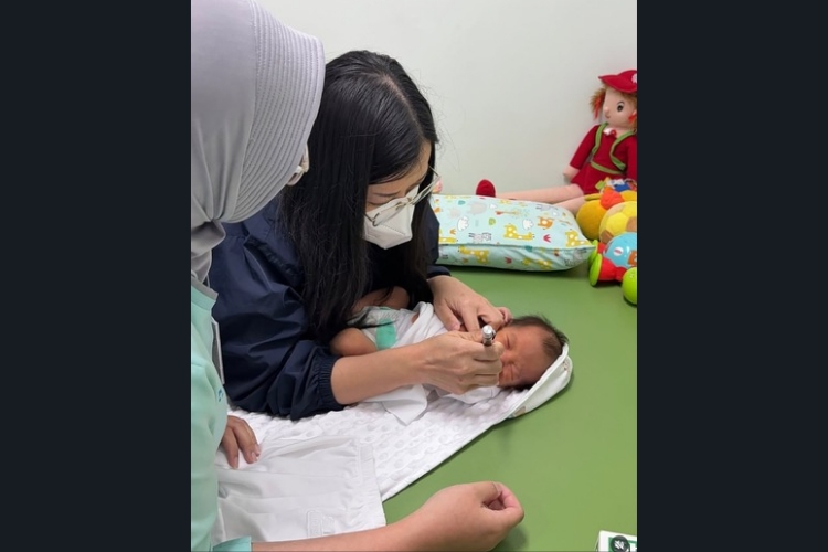 Serena Mom Baby Care 