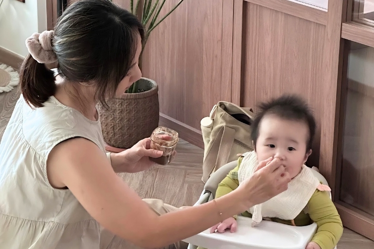 Aunty SG - Confinement Nannies and Babysitting Services