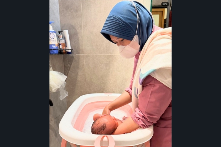 Homecare Bidan Jakarta (Serena Mom Baby Care)