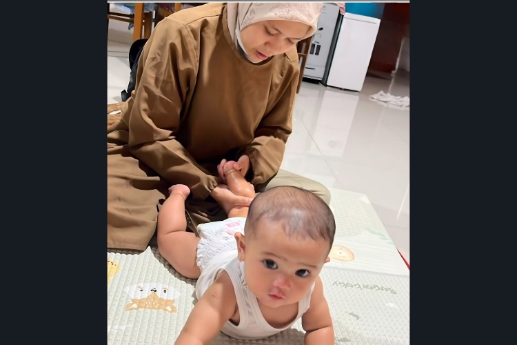 MomMe Homecare - Mom & Baby Spa Jakarta (Bidan Ayuni)