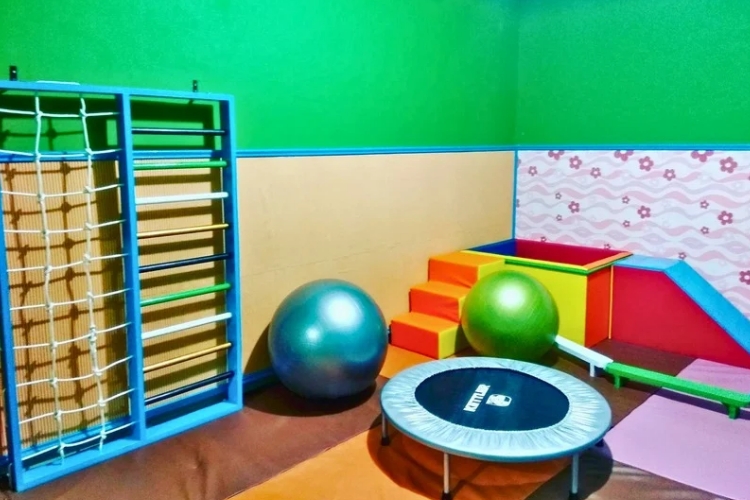 Happy Little Bee (Learning Center, Therapy, and Baby Spa)