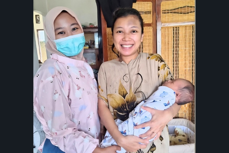 Haruna Homecare Mom n Baby by. BIDAN IKA (Febrika Triandani AM.Keb, CHE)
