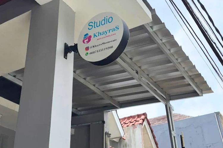 Studio KhayraS Mom & Baby Care
