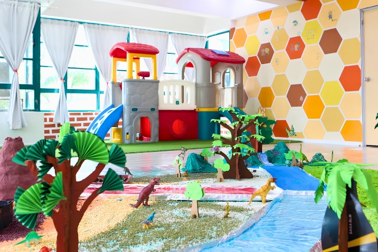 Tree Dolphin Childcare Centre