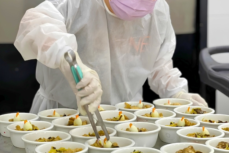 Quisine Confinement Food Delivery 