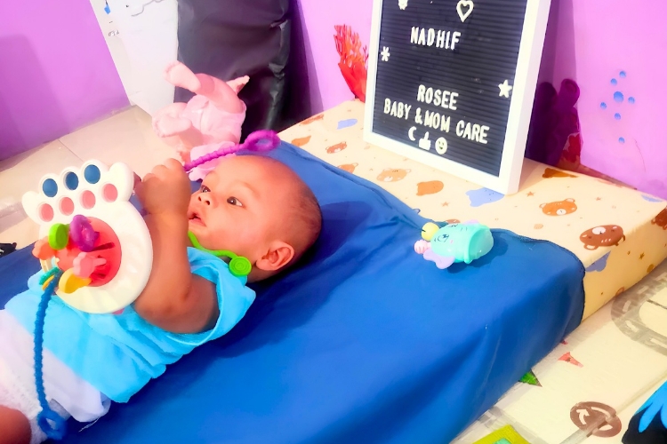 Rosee baby and mom care - Baby Spa Tambakrejo Waru