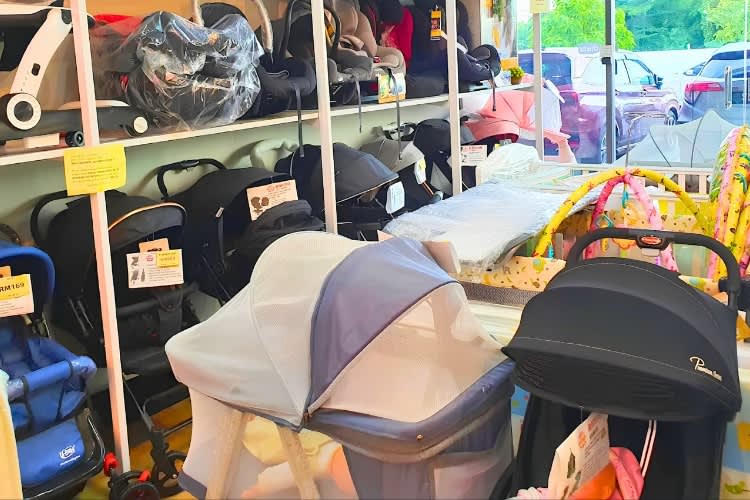 LOVE TO PUMP (Little One & Mommy Shop)