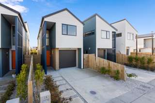 25 John Gray Street, Papakura