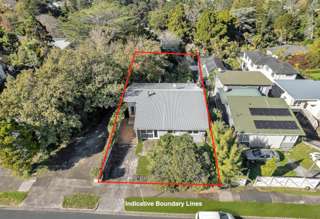 216 Hillsborough Road, Hillsborough