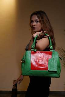KAYASTRA Forest Green Handbag