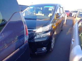 2013 Toyota Vellfire Van Automatic
