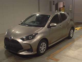 2021 Toyota Yaris HYBRID X