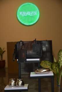 KAYASTRA Leather Black Hand Bag