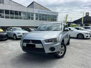 2010 Mitsubishi Outlander 2.4P LS