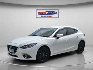 2015 Mazda Axela Adaptive Cruise Control !! Mint Condition !! Blacked Mags !! Heads up display !! Hatchback Automatic