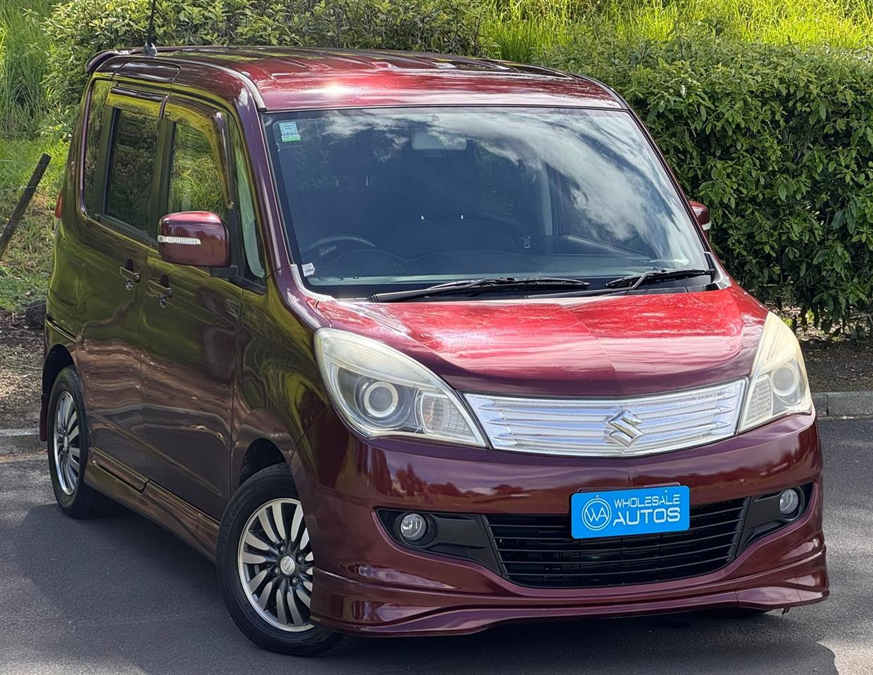 2011 Suzuki Solio S