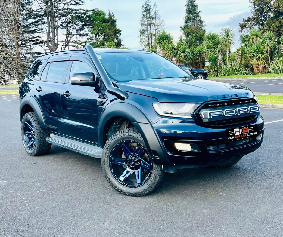 2021 Ford Everest SPORT 2.0D/4WD/10AT