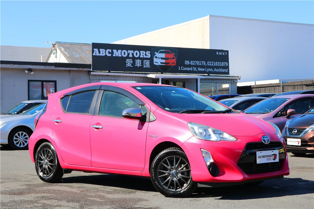 2014 Toyota Aqua S hybrid keyless alloy wheels pink