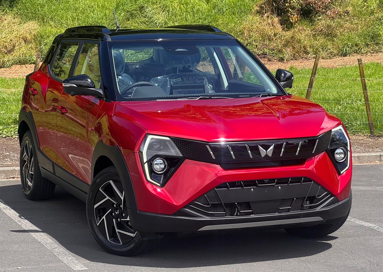 2025 Mahindra XUV 3XO