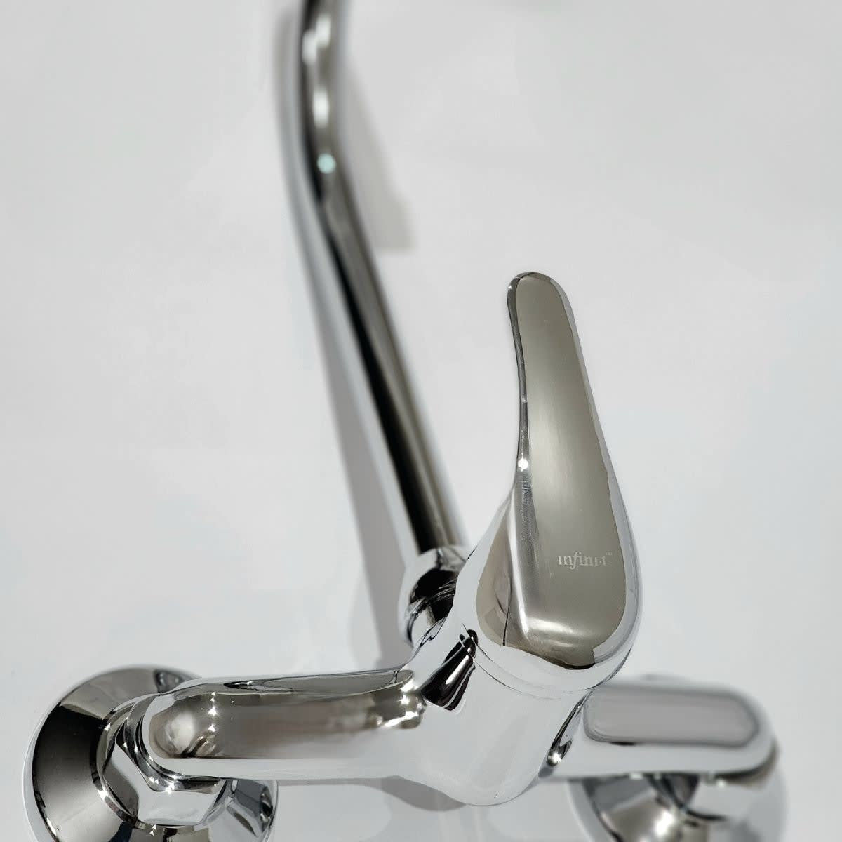 90010715-3.jpg
