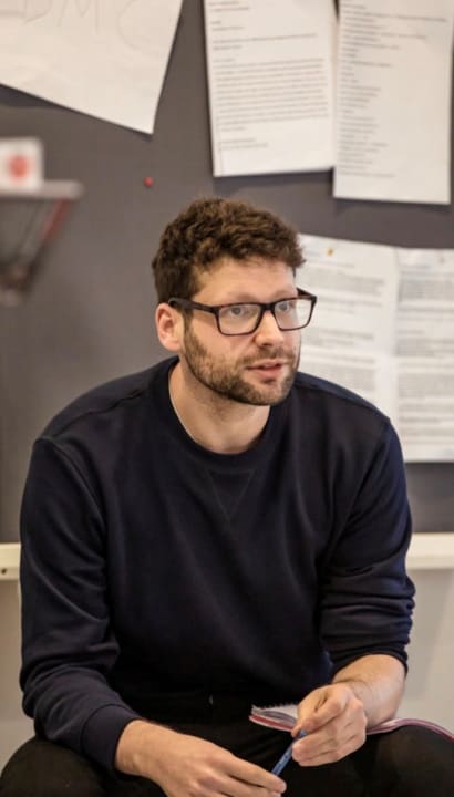 Mischa Barton's onstage debut in 'Double Indemnity', directed by Oscar Toeman