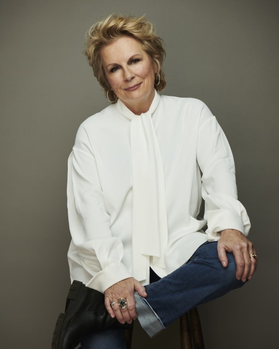 Jennifer Saunders