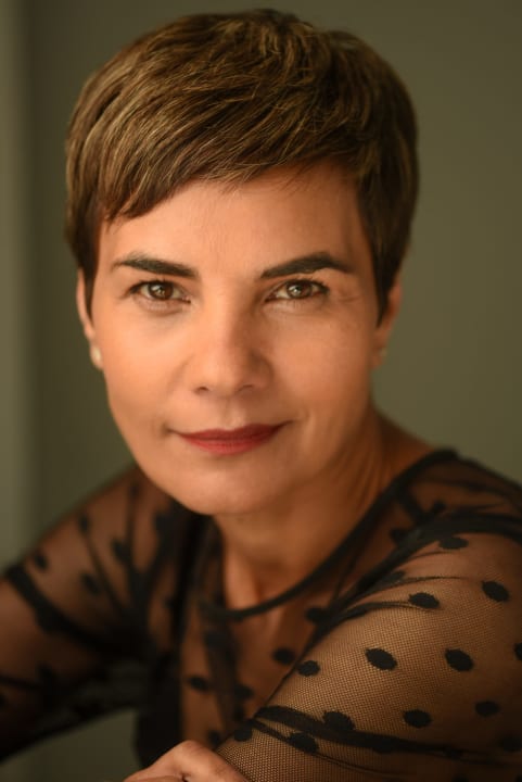Rina Mahoney 