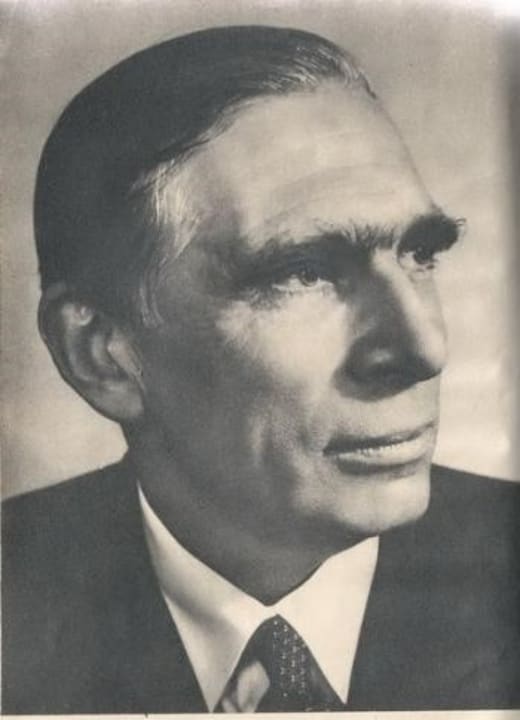 Cyril Hare 