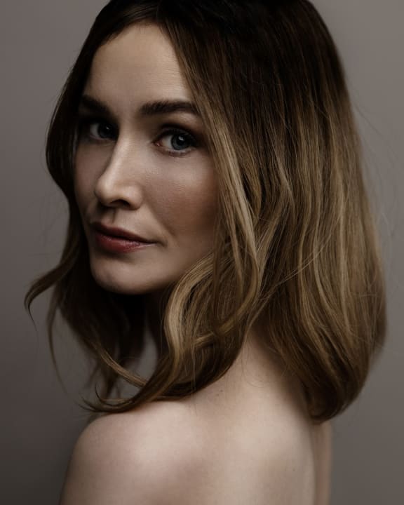 Dominique McElligott