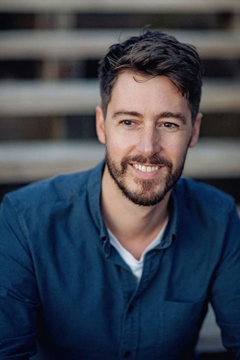 Guy Bolton