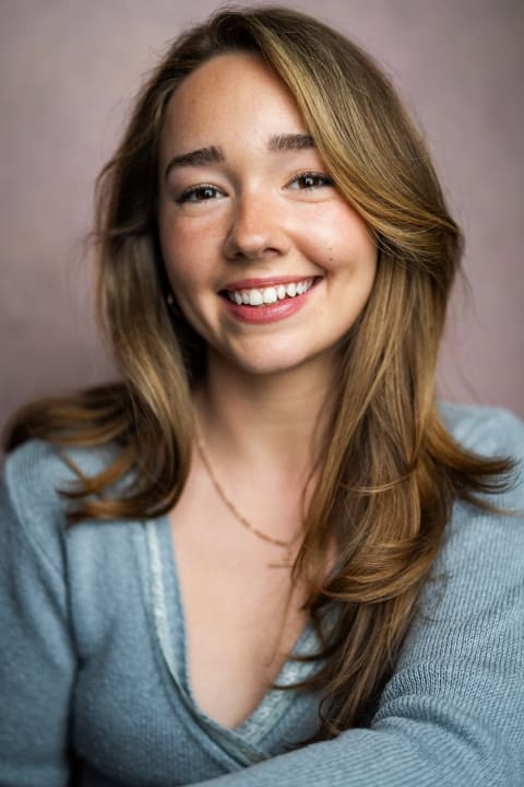Holly Taylor