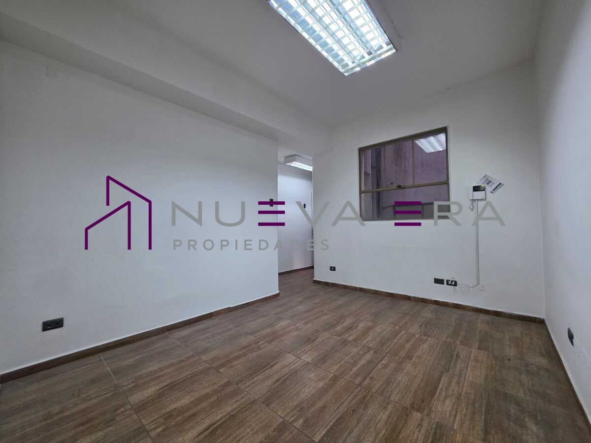 Oficina 65 m² con 3 Privados en Santiago Centro