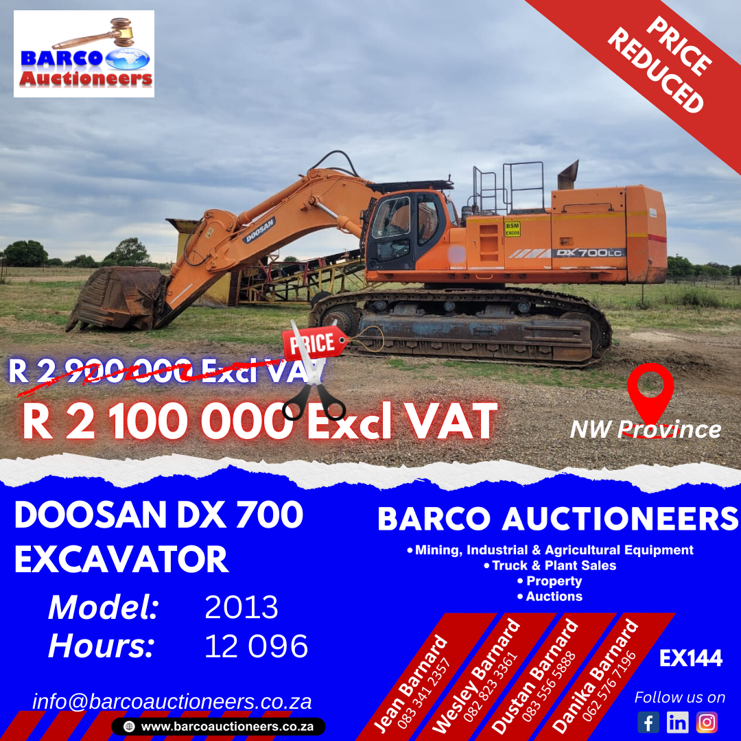EX144_Doosan DX 700 Excavator 2013 model