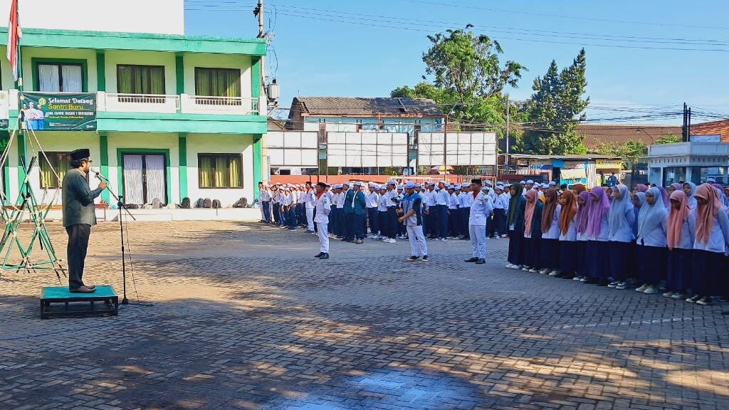 352 Santri Baru MA Zainul Hasan 1 Genggong Ikuti MATSAMA 2024