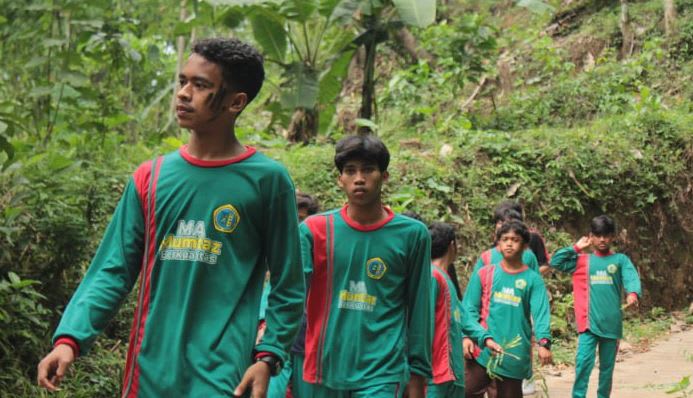 MA Zaha Gandeng PSBA UNZAH pada Kemah Bahasa Arab