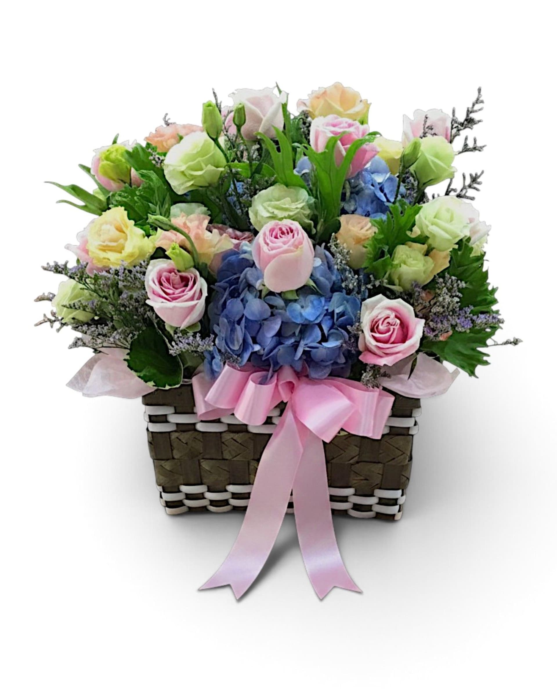 Pastel Garden Rose & Lisianthus Mixed Basket