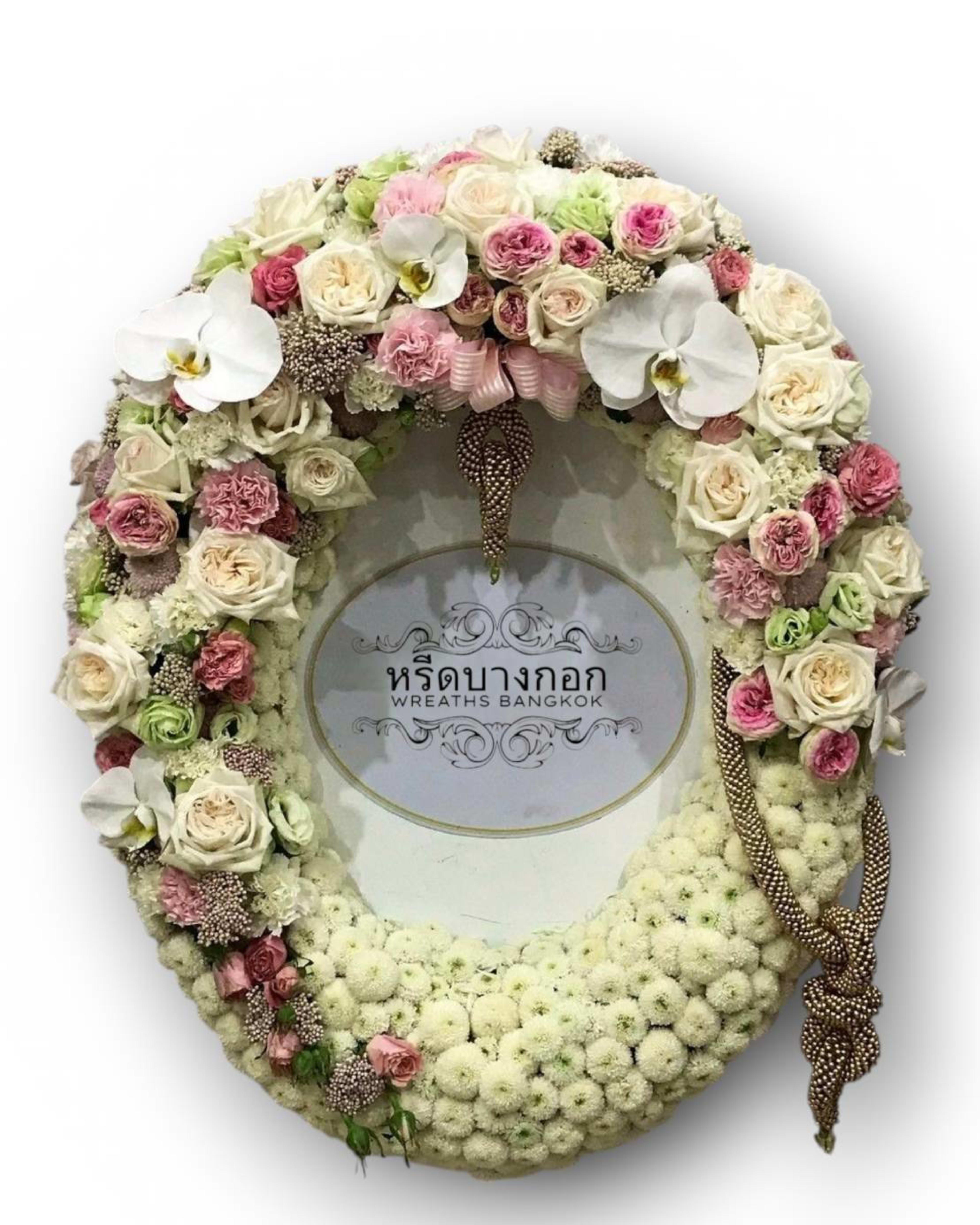 Premium Fresh Flower Wreath — Luxury Cream & Pink
