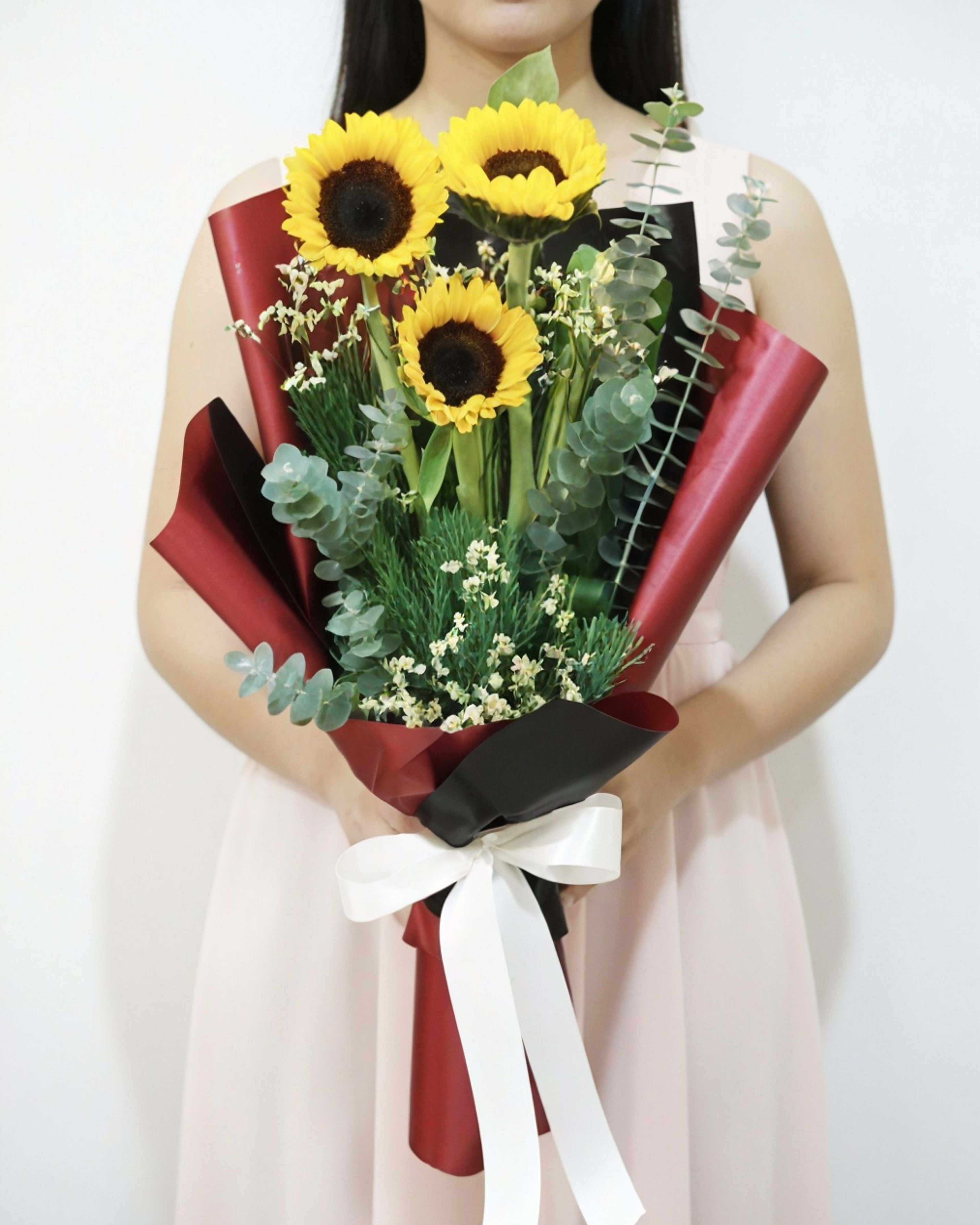 Modern Sunshine Sunflower Bouquet