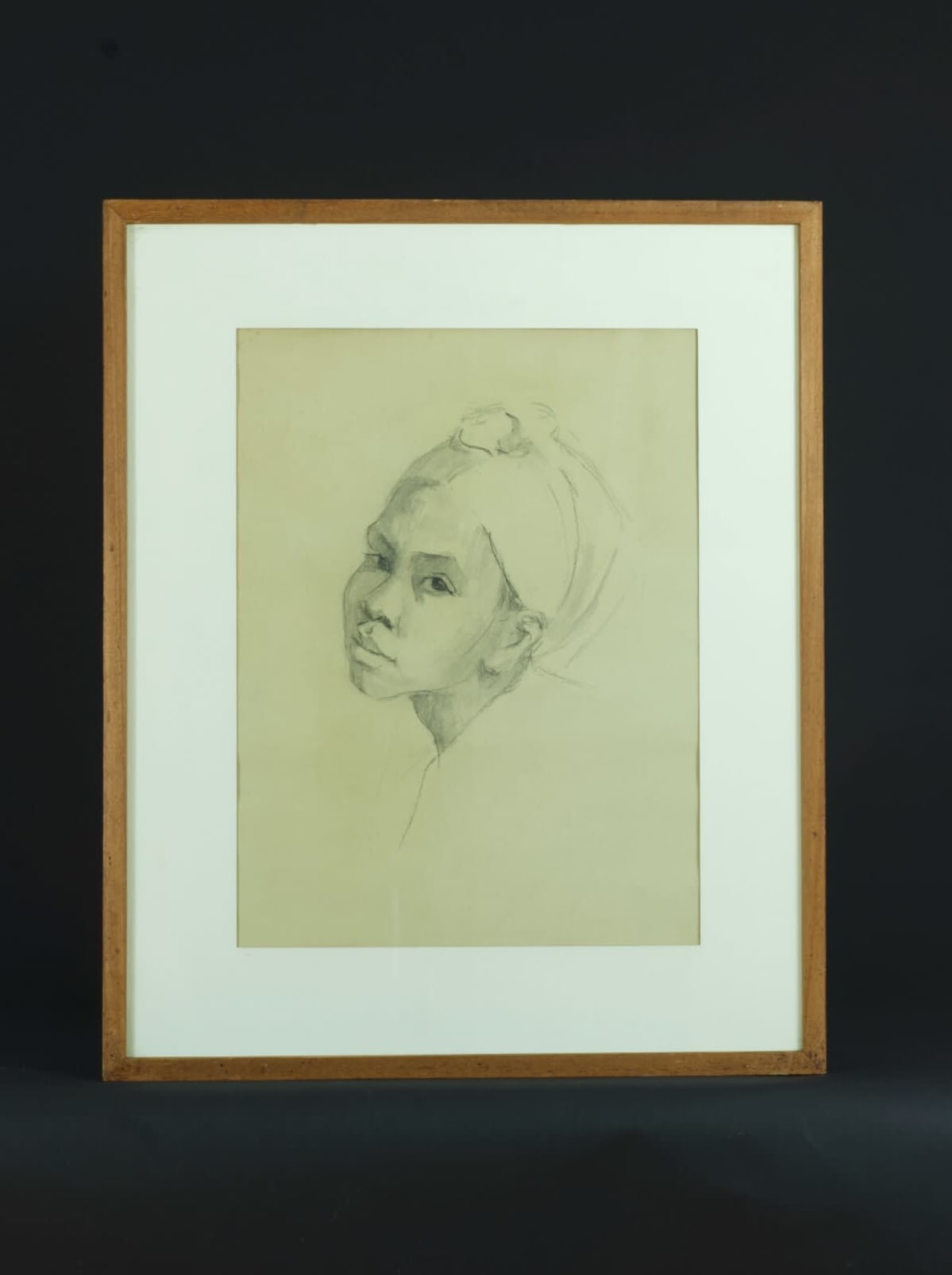Tableau ancien portrait jeune fille orientaliste dessin fusain Art déco - Image 1