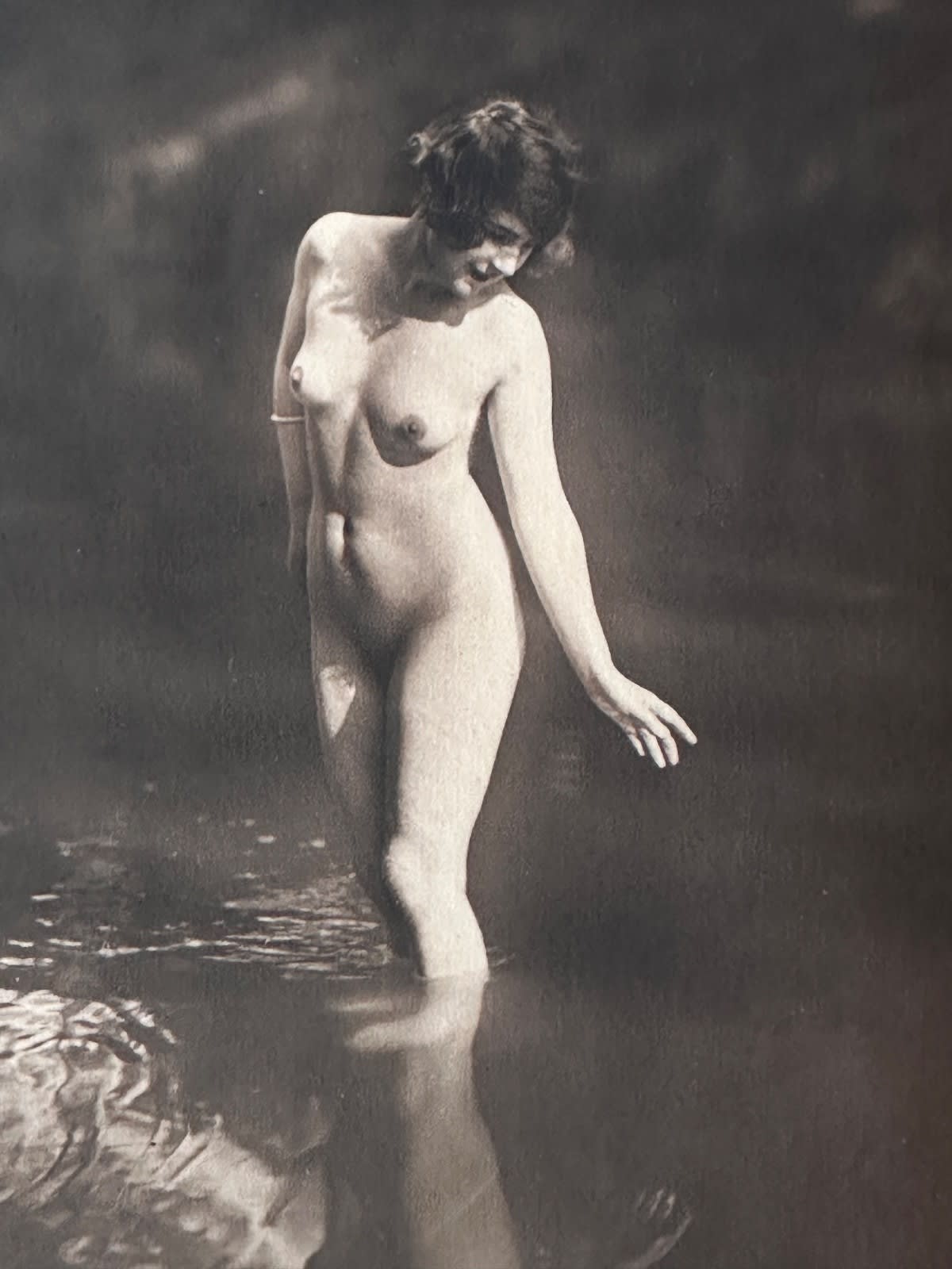 Ancienne photo portrait de femme nue baigneuse reflet eau J. Mandel art déco - Image 1
