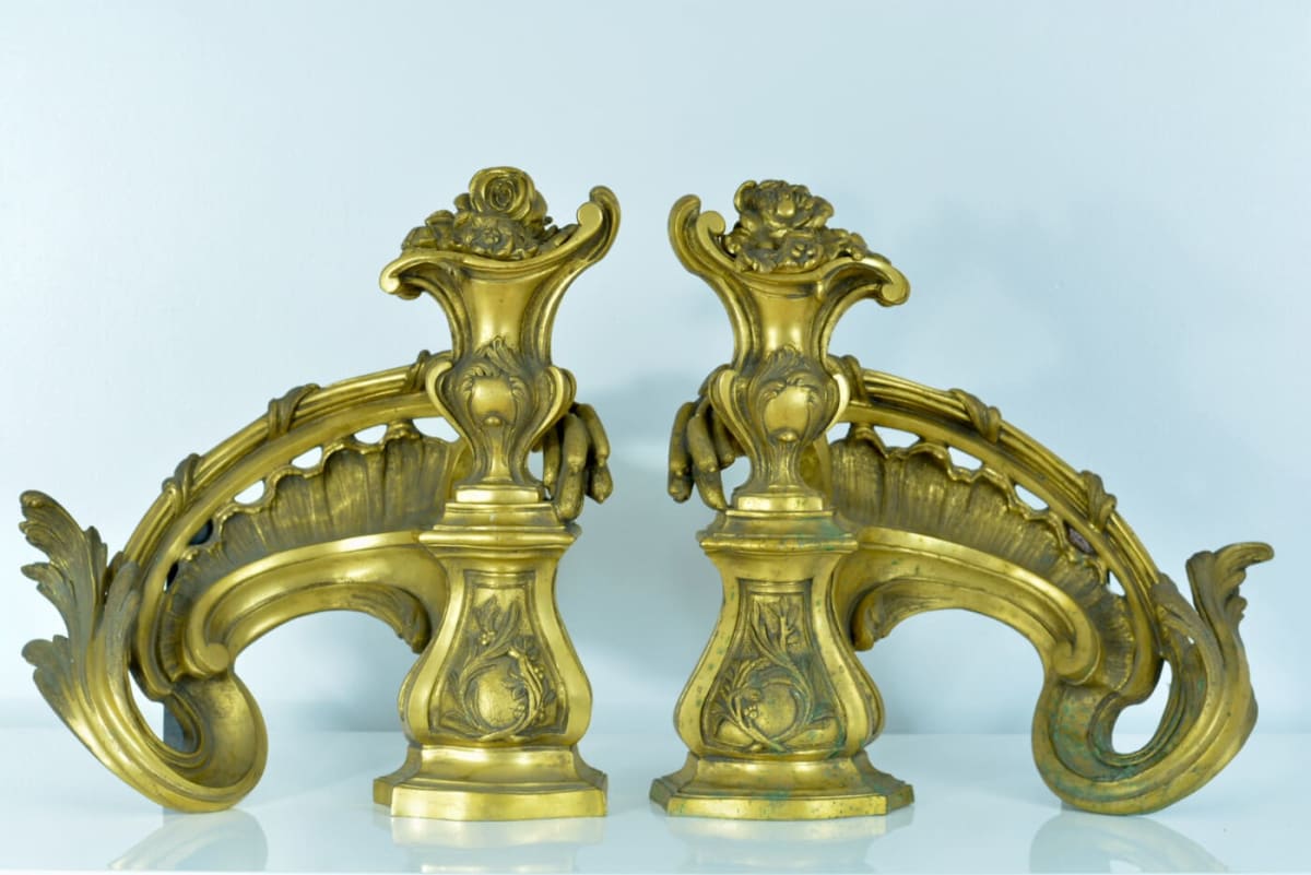 Ancien chenet feu Louis XV rocaille vase bronze doré antique fire dogs Germain - Image 1