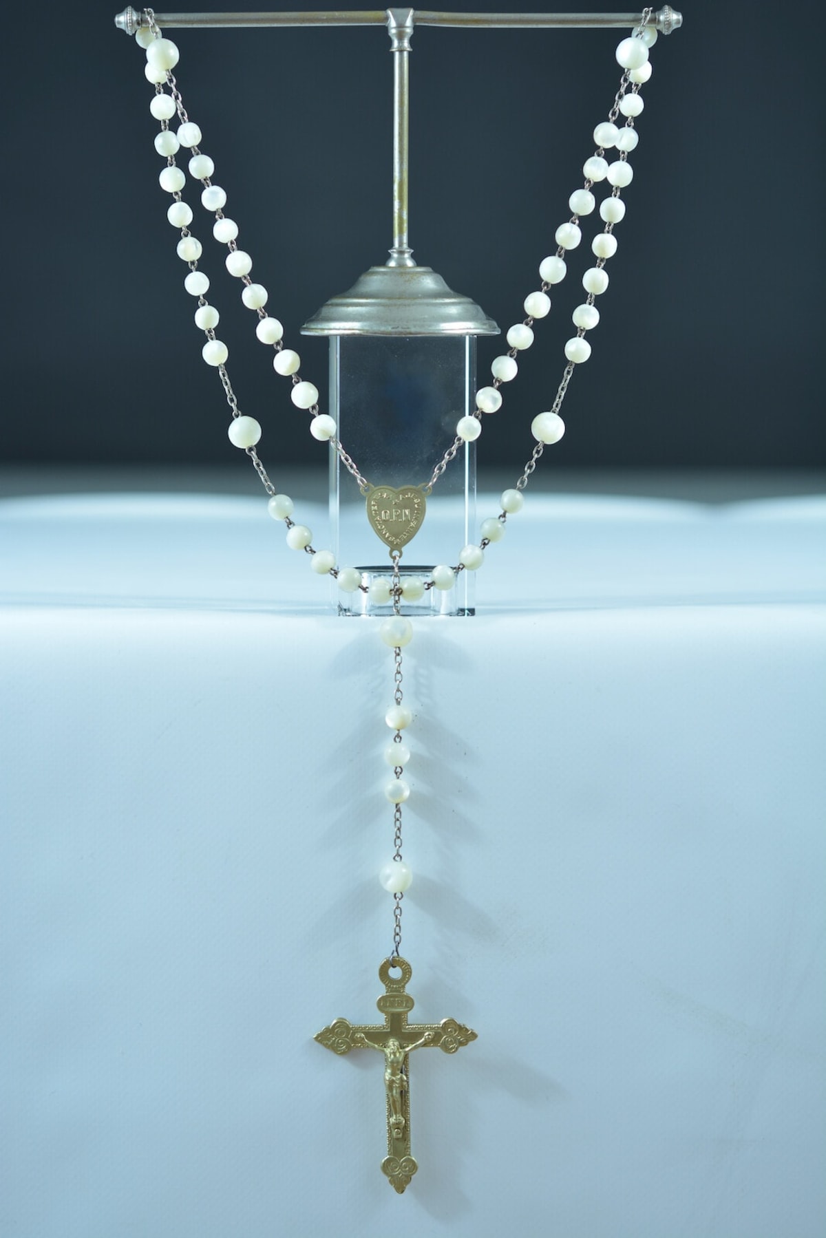 Rare Art Nouveau 1925 Sainte Theresa of Jesus Child Rosary Mother of pearl & brass - Image 1