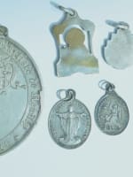 1 lot ancienne médaille religieuse Thérèse Vierge Marie Rosaire x 5 Padoue - Miniature 2