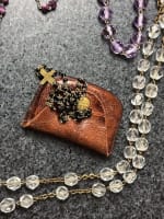 1 lot de 11 chapelets anciens croix perles verre en couleur nacre 55 cm rosary - Miniature 4