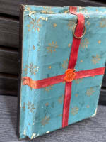 Antique multi reliquary True Cross St Thomas St Catherine frame French nun work - Miniature 11